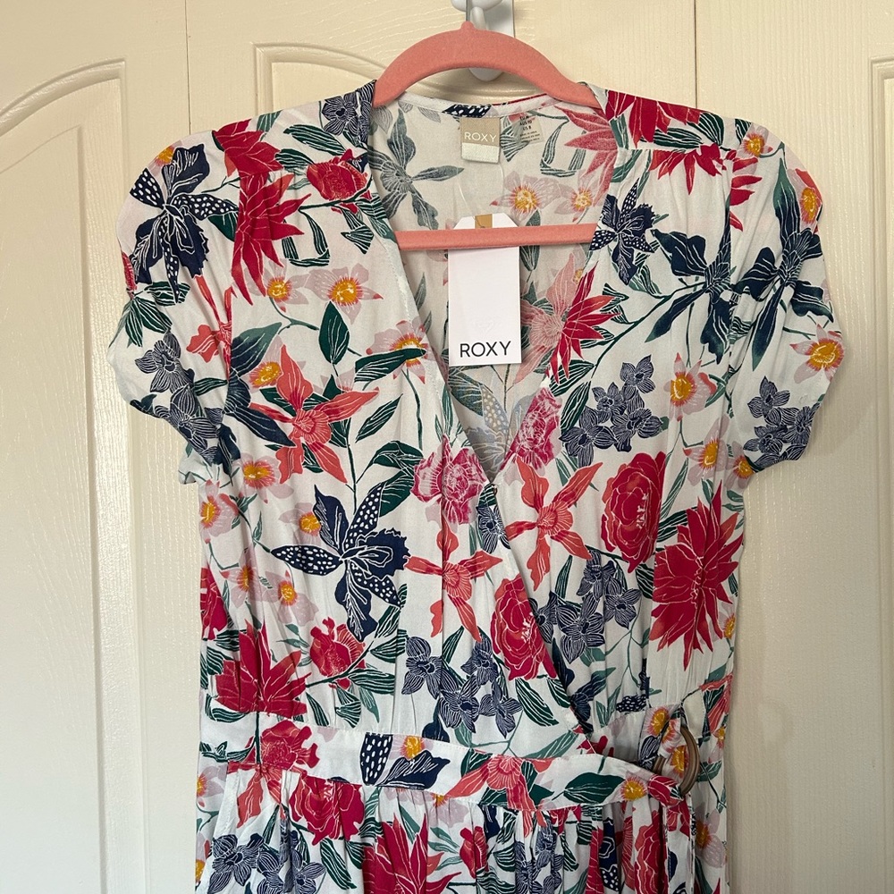 Women’s wrap style sundress